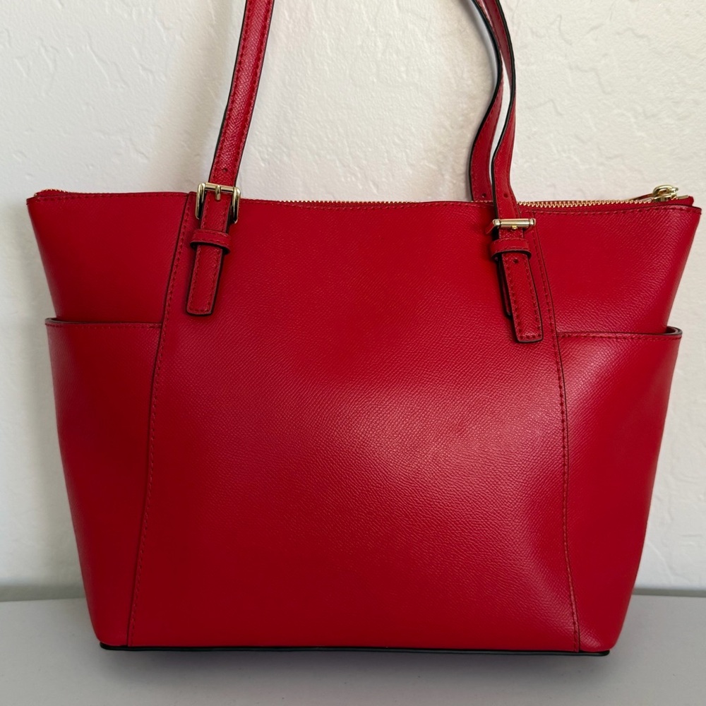 Michael Kors Jet Set Red Tote NWOT - Picture 3 of 13